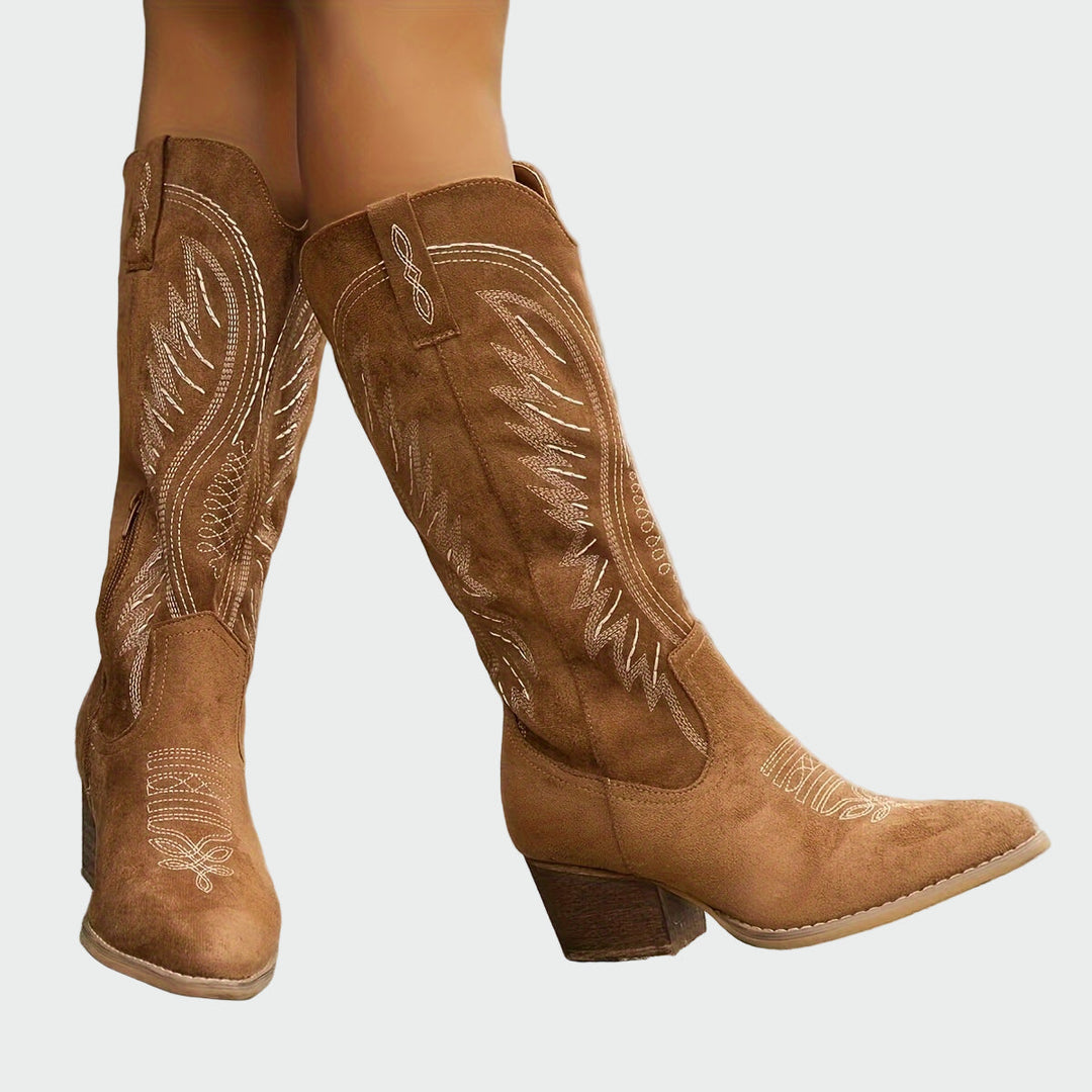 Botas occidentales bordadas y elegantes
