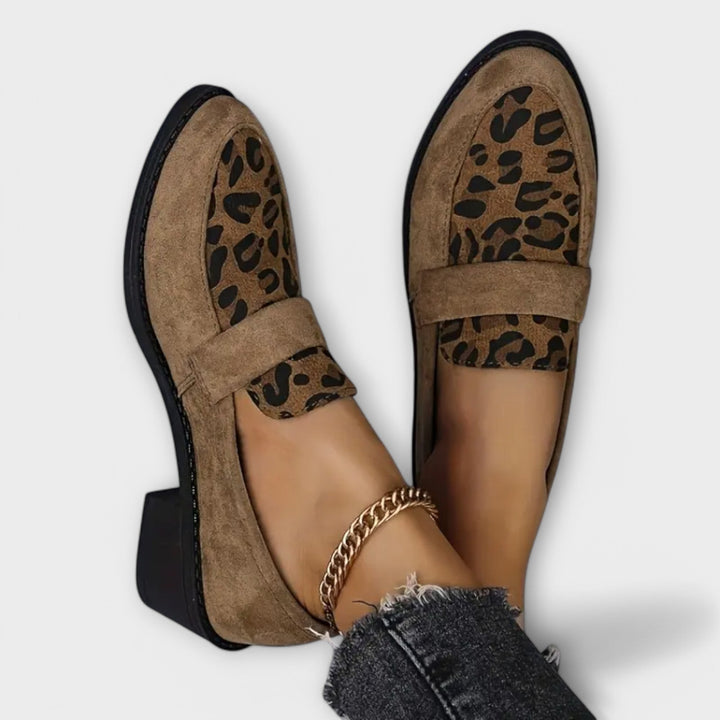 Carla - Zapatos de señora elegantes con estampado de leopardo