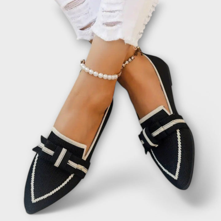 Zapatos planos femeninos con diseño de nudo