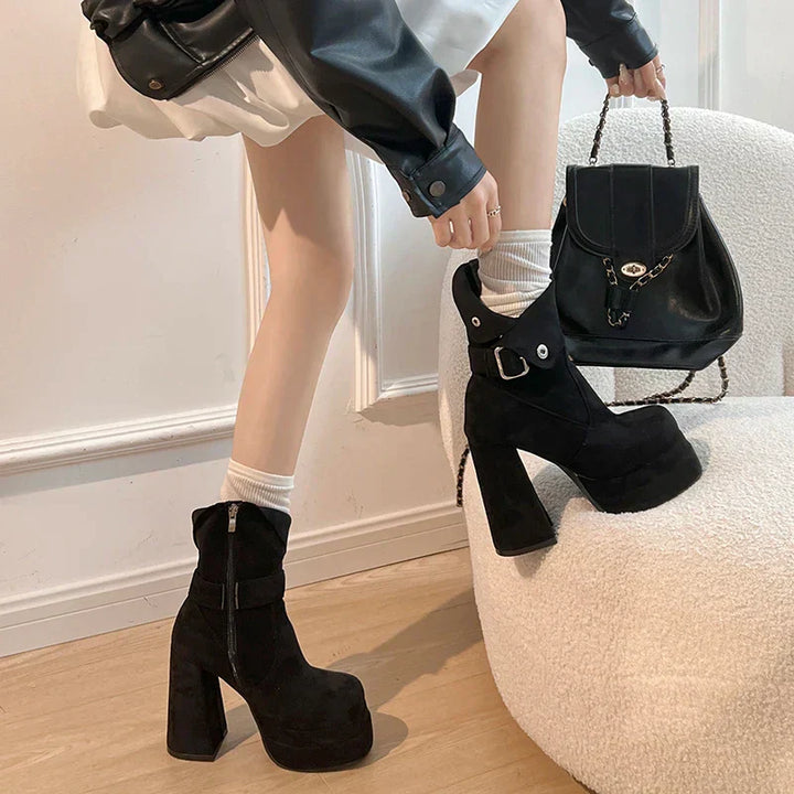 Amalia - Botas de estilo urbano con personalidad y confianza