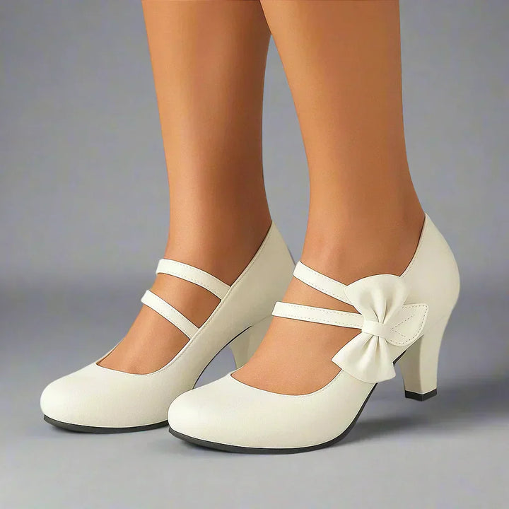 Bela - Tacones con Lazo