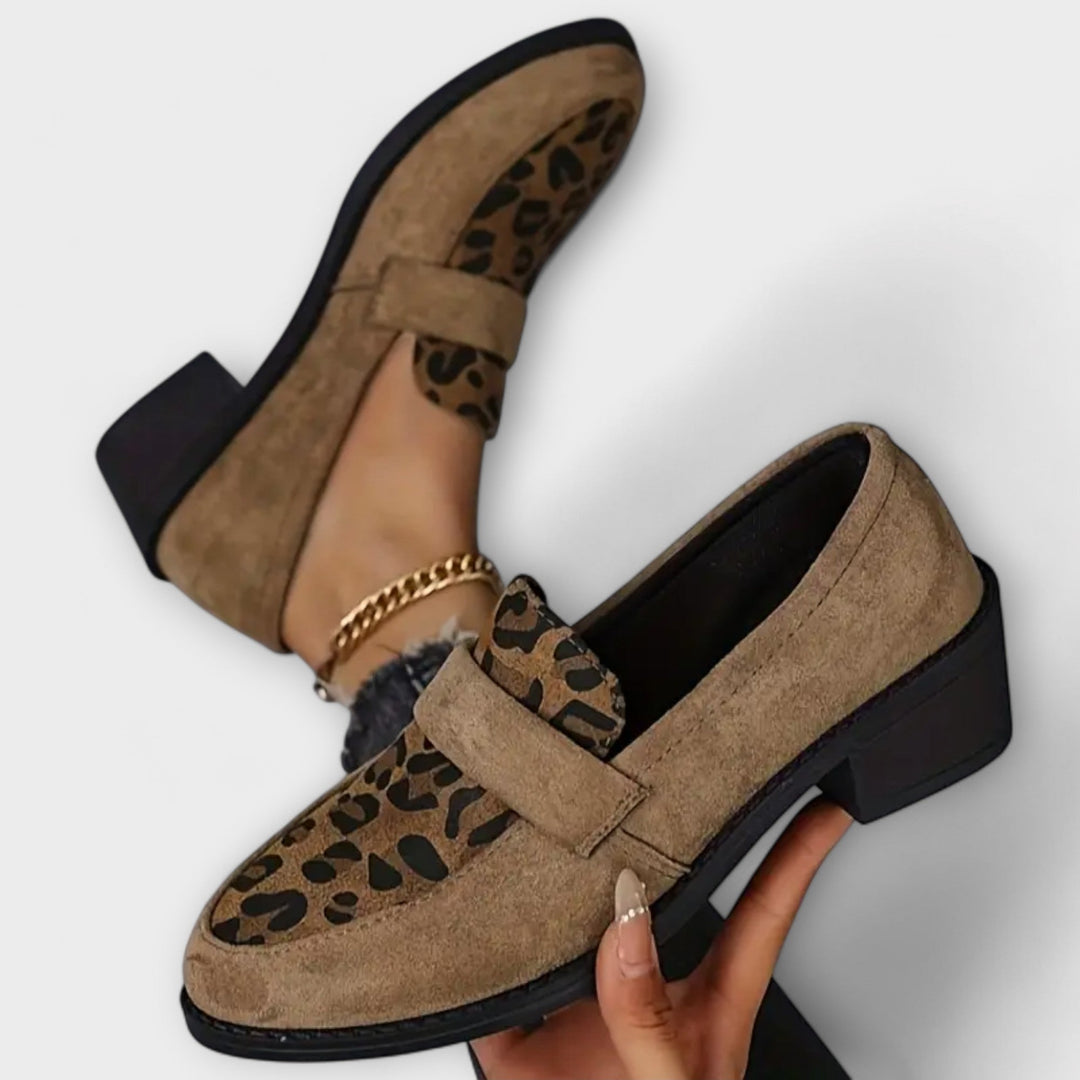 Carla - Zapatos de señora elegantes con estampado de leopardo