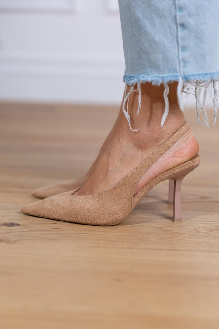 Marlena - Zapatos de tacón slingback nude con un tacón fino